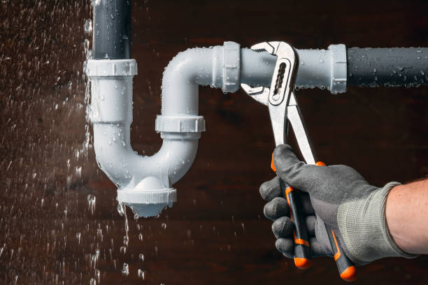 Professional Gas Line Repair technician working in Alexander, NC